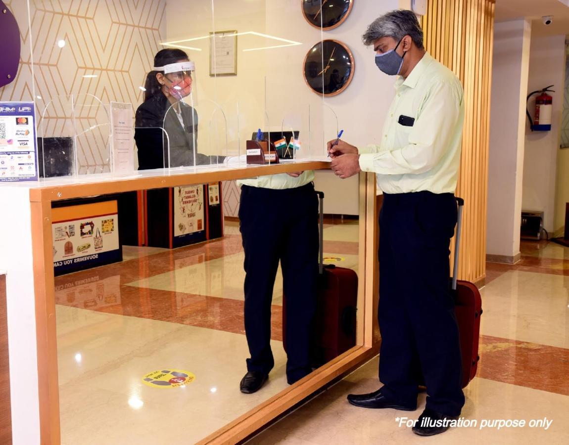 Oyo 72937 Hotel Tyagraj 阿格拉 外观 照片